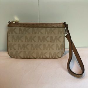 Michael Kors Wristlet